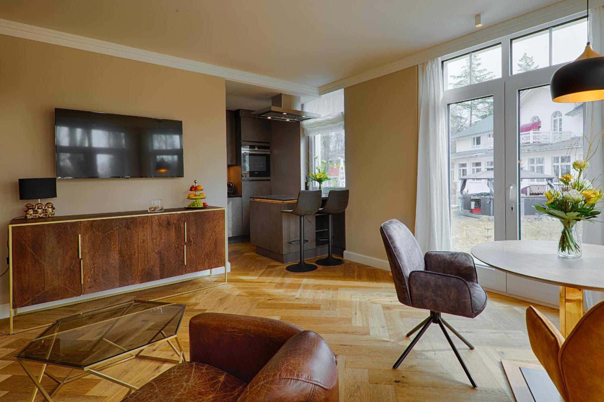Meeressterne Schlossappartements Heringsdorf Exterior foto